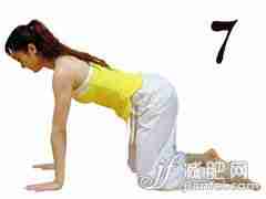 减肥的瑜伽动作，还原，保持自然呼吸