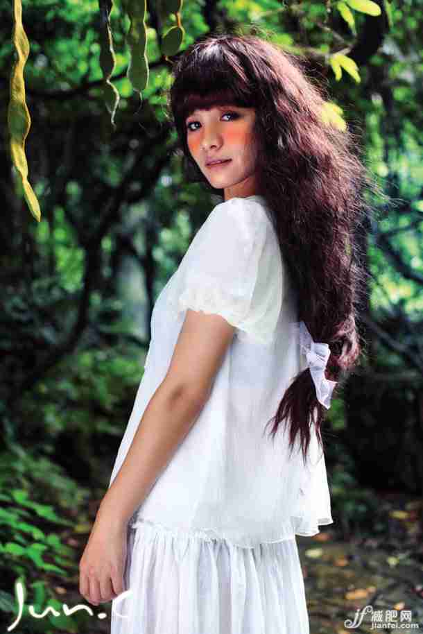 美女,非主流美女,迷失深林的少女