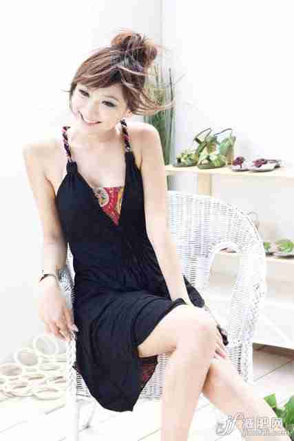 90后非主流,90后非主流女生,90后非主流性感女生,