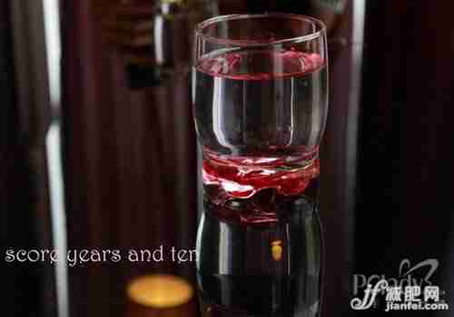 瘦身大揭秘 红酒是否真能减肥