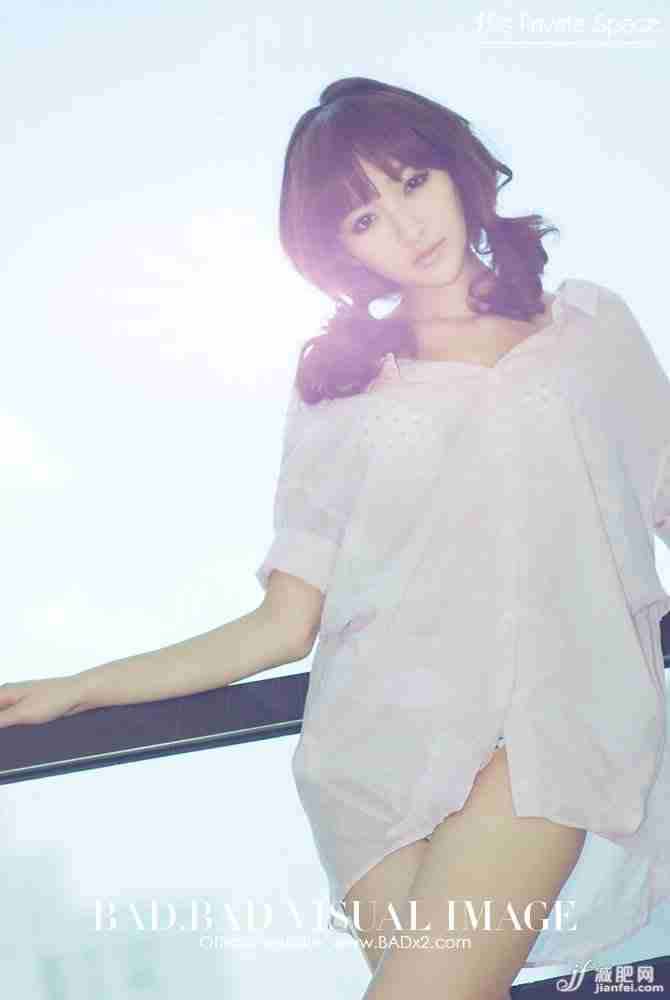 超出你想象的清纯靓丽