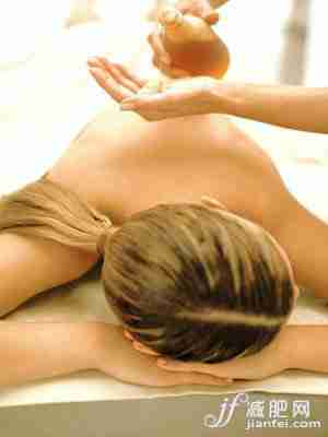 精油塑身基本上分三个步骤