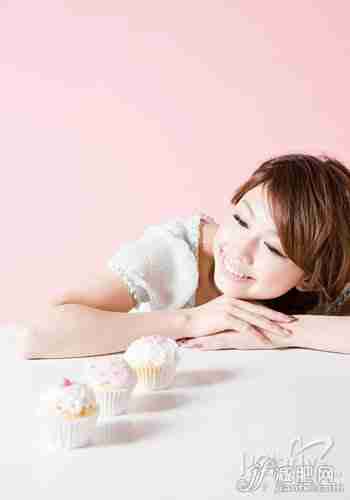 美味酸奶减肥法 7天速瘦10斤！