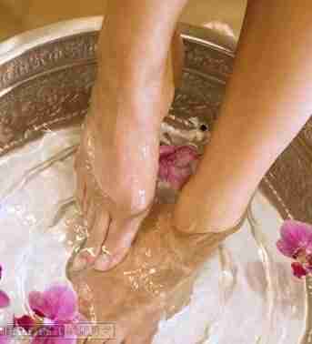 按揉手指拍小腹可排毒减肥 按揉手指拍小腹可排毒减肥