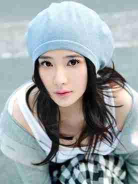 熊乃瑾早春大片可爱成熟合二为一