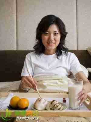 进食速度尽量慢