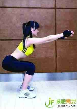 七招美腿迎接初夏短装热潮