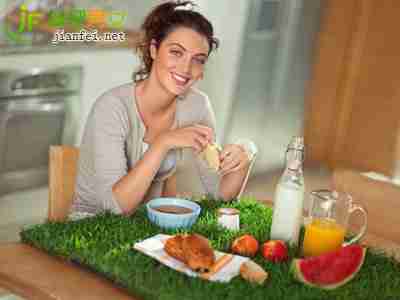 吃晚餐也瘦身 晚餐怎么吃不发胖呢？