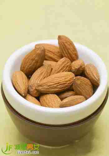 饱腹低脂大杏仁 有效控制体重
