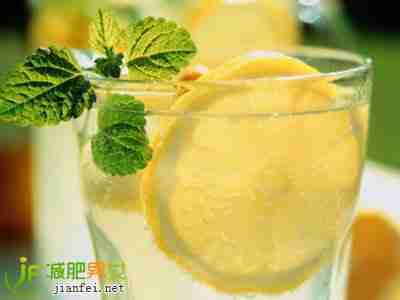 柠檬蜂蜜水的作用
