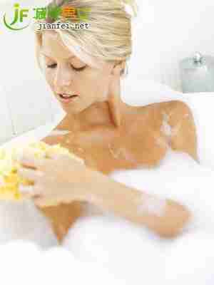 洗澡时按摩一会