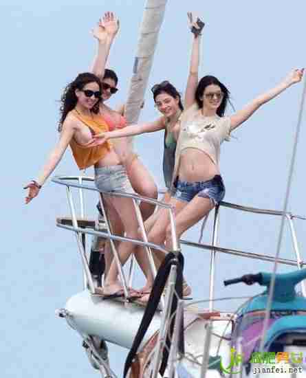 学女星身材缺陷要这么解决