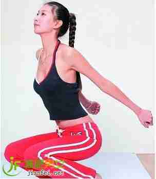 半蹲弹跳 儿童趣味减肥法