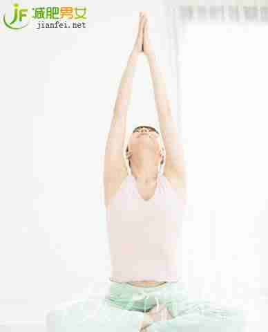 手臂紧实操让你告别拜拜肉瞬间变瘦