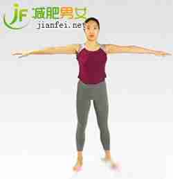 寒冬冷冽 瑜伽热身狂减下半身赘肉