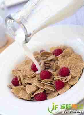 揭秘欺瞒了无数人的8饮食减肥谎言